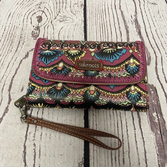 Sakroots Handbags - Sakroots Wallet Wristlet Bag Rectangle‎ Colorful Aztec Multipockets Card Holder